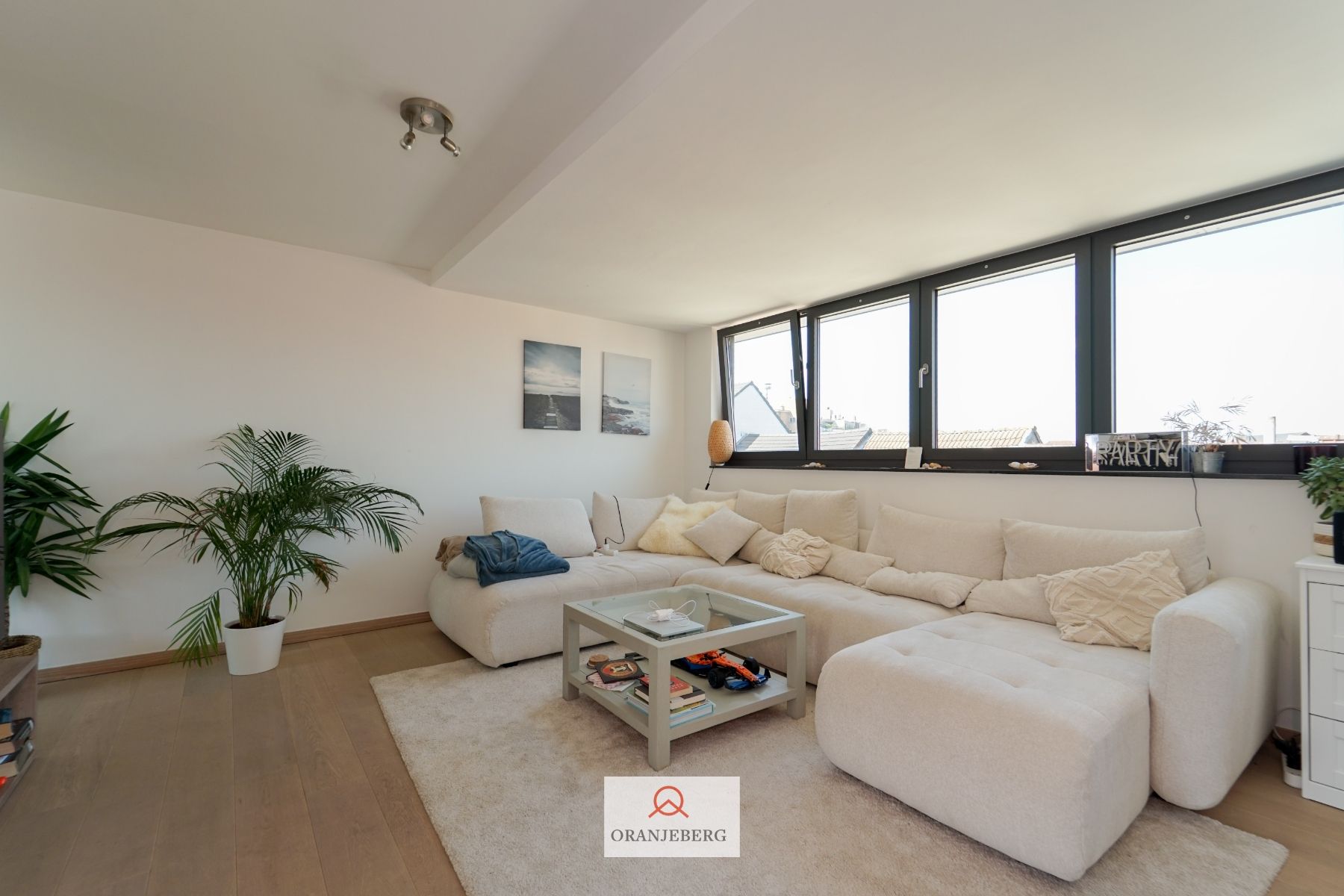 Ruim 2-slaapkamer appartement met terras centrum-Gent nabij Zuid foto 2