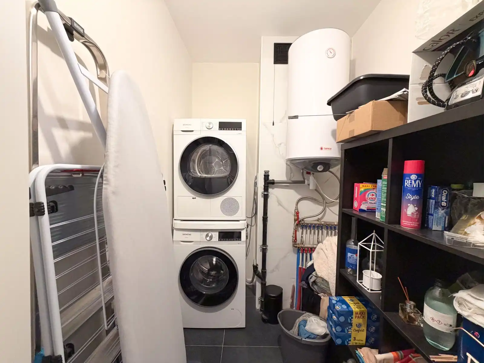 Volledig instapklaar en ruim appartement met 2 slpk en 2 badk foto 8