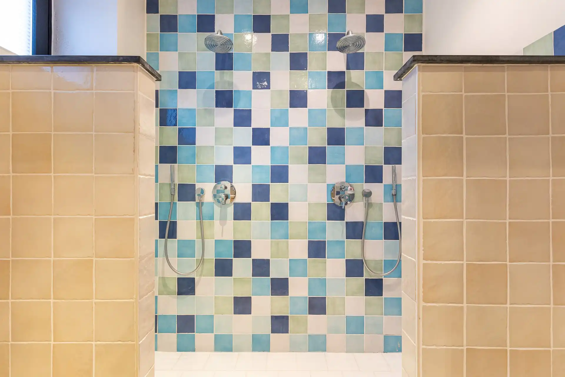 Halfopen bebouwing met 6 slaapkamers en tuin in Hoboken! foto 21