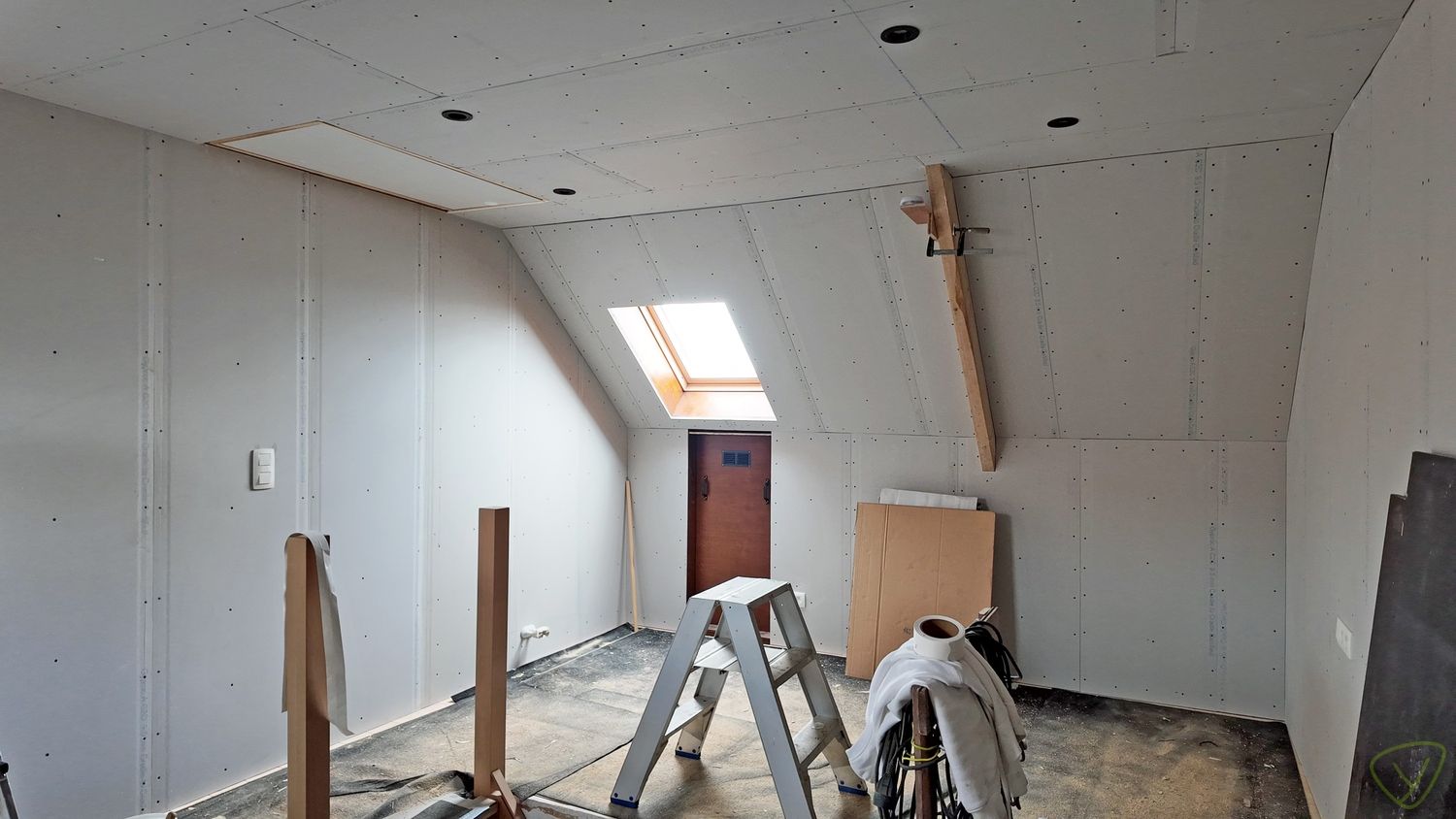 Instapklare woning met garagebox en stadstuin in Eeklo foto 17