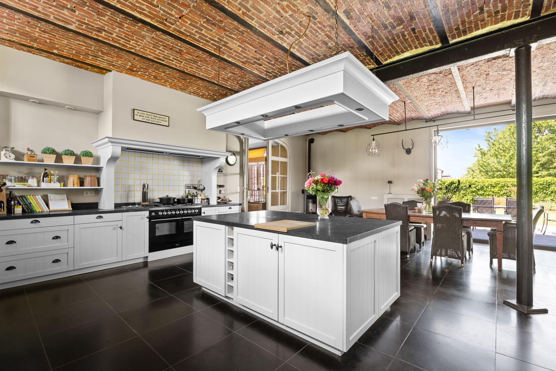 Unieke, op maat gemaakte luxe woning in gerenoveerde hoeve foto 21