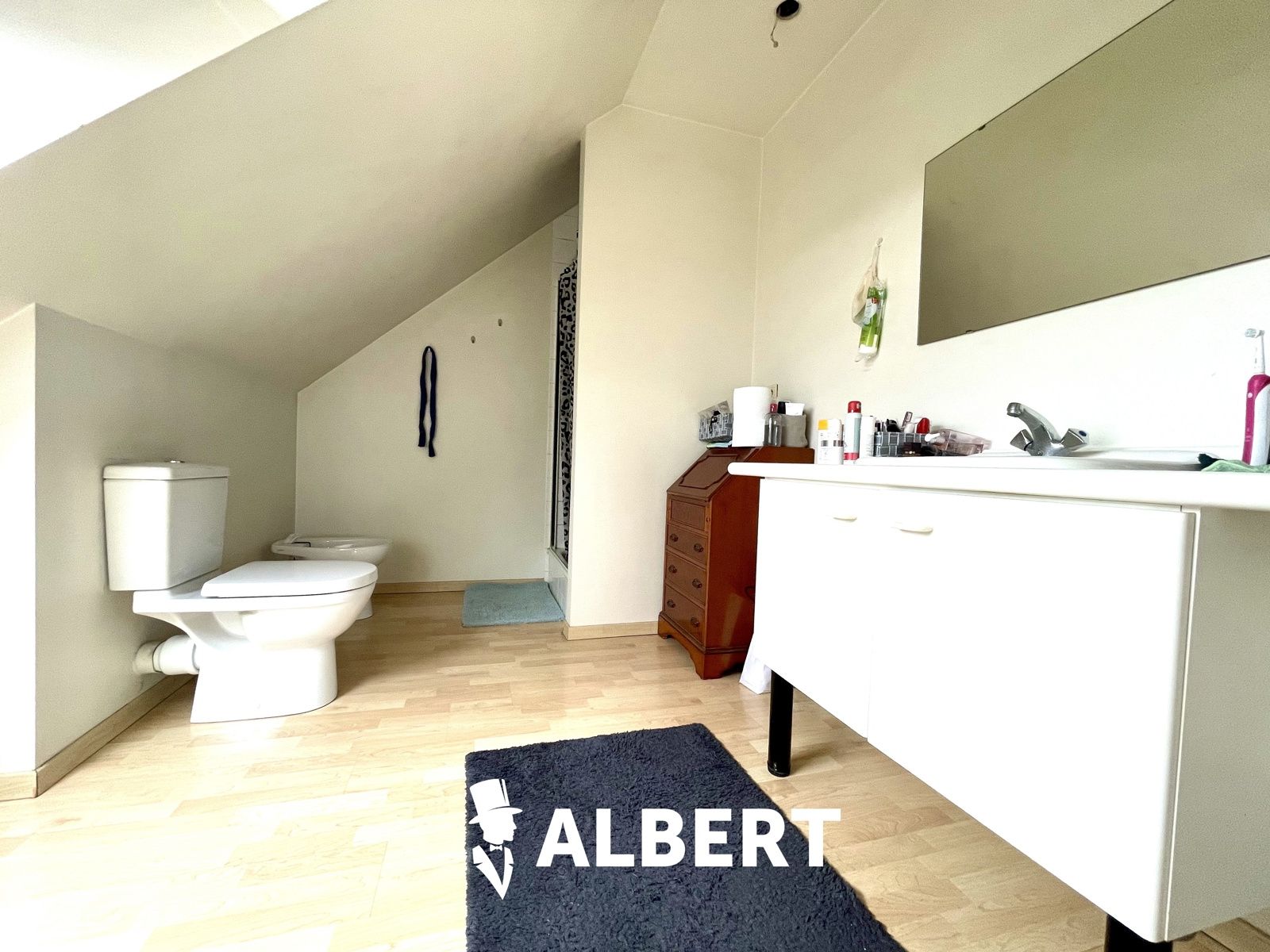 Ruim duplex appartement in Bilzen-Hoeselt te huur! foto 21