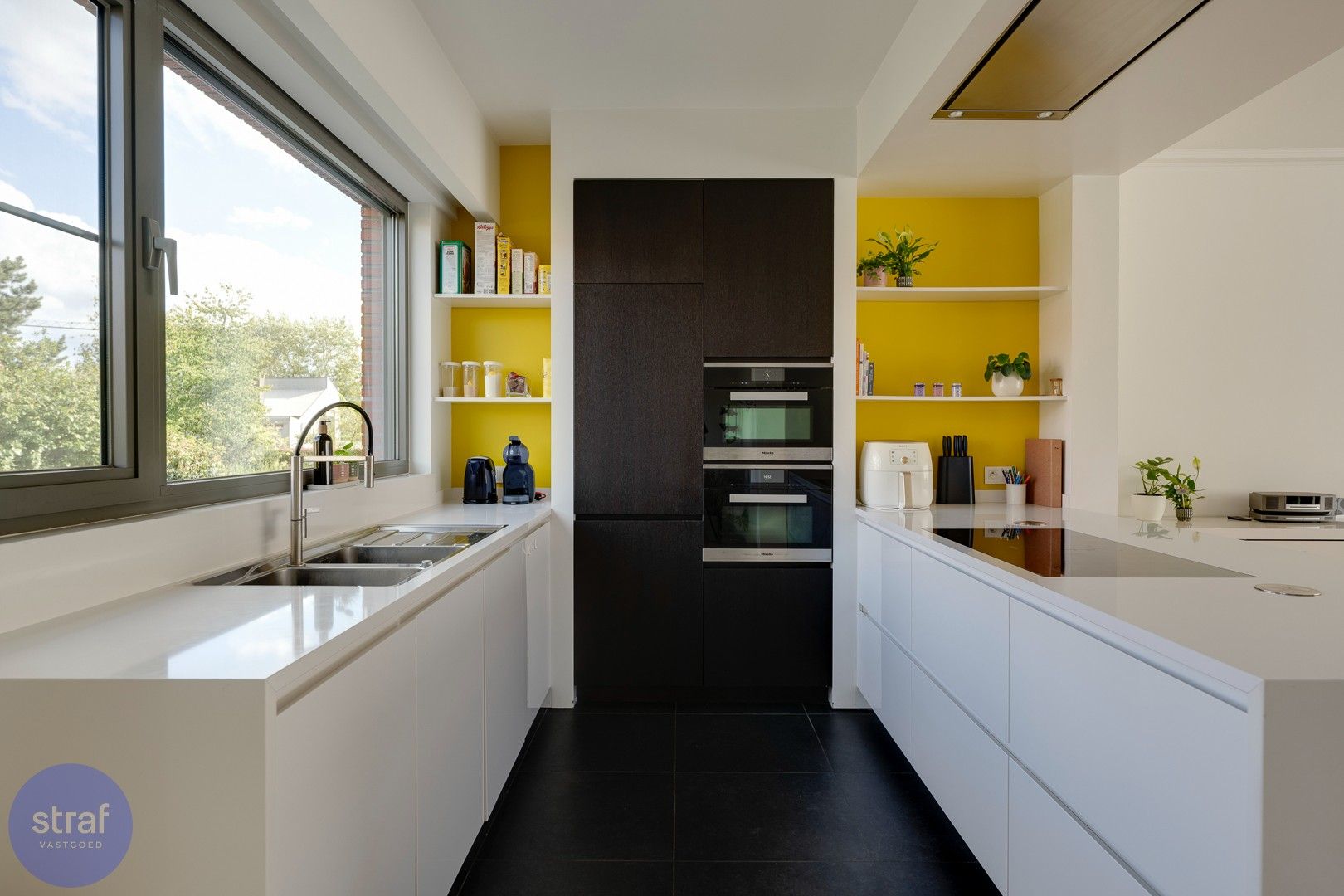 Moderne bel-etage met 3 slaapkamers op toplocatie foto 7