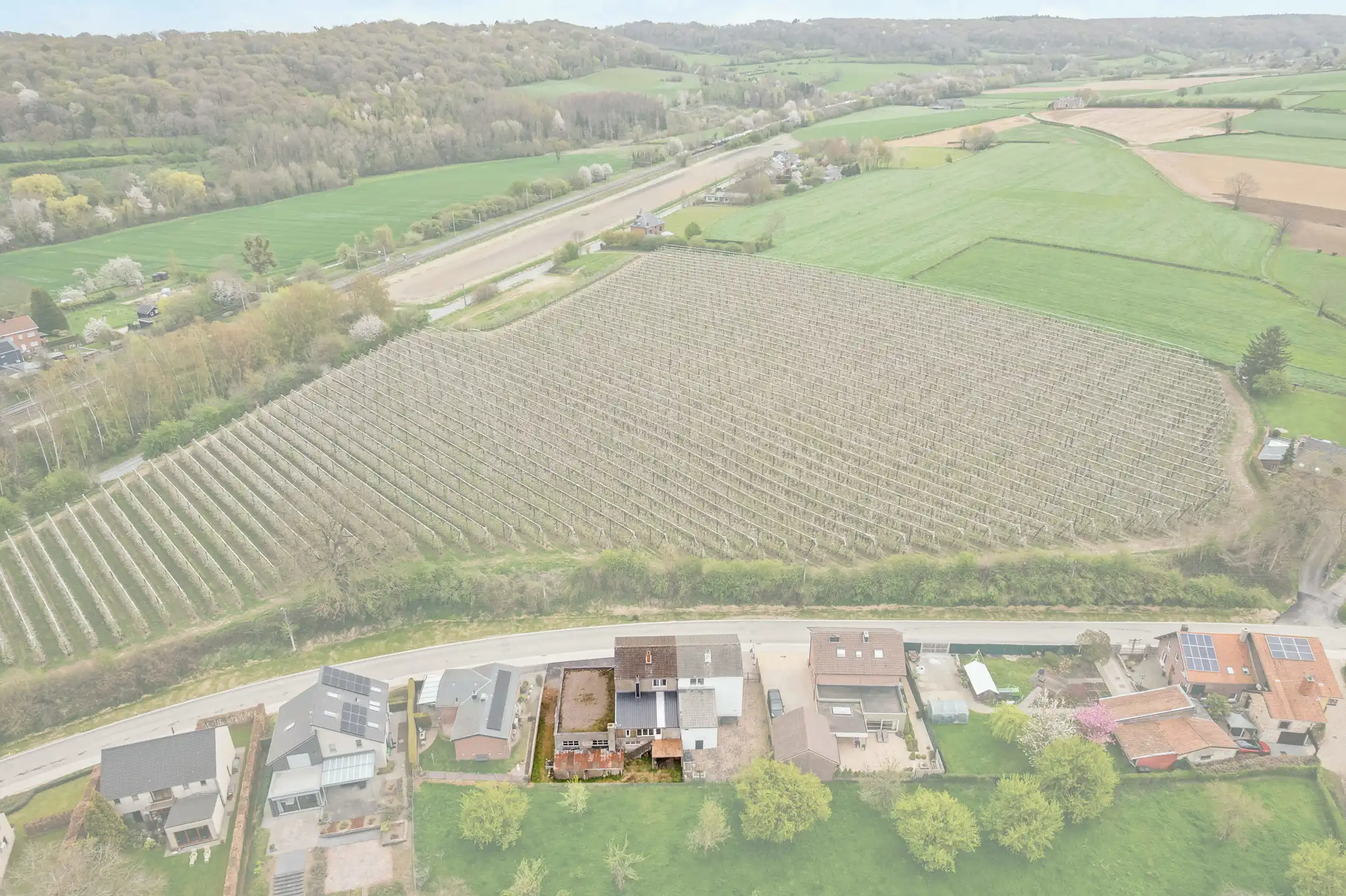 Woning met tal van mogelijkheden te Voeren. foto 21