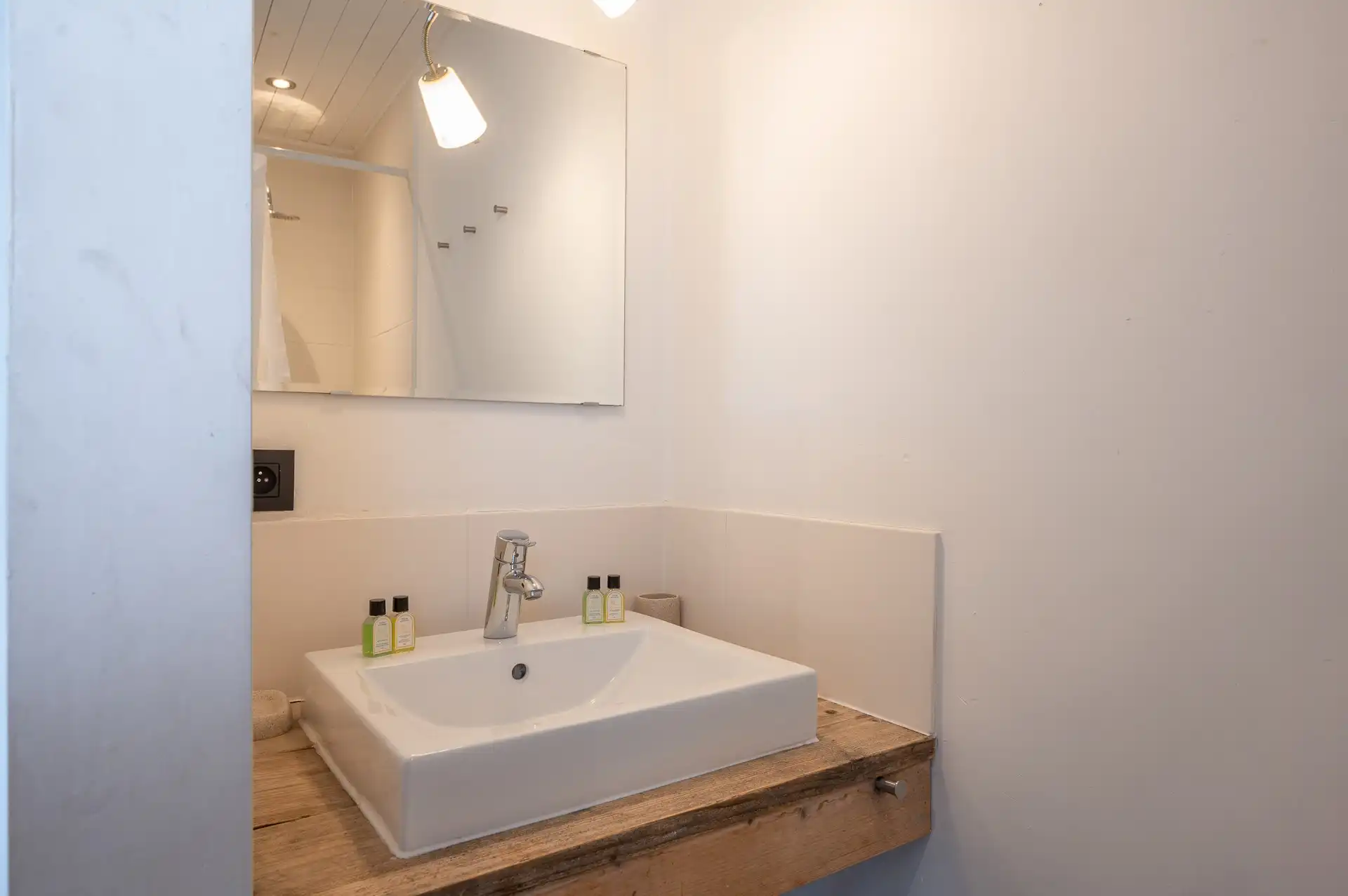 Gemeubeld: recente gezellige woning met 3 slaapkamers in het oude Knokke! foto 9