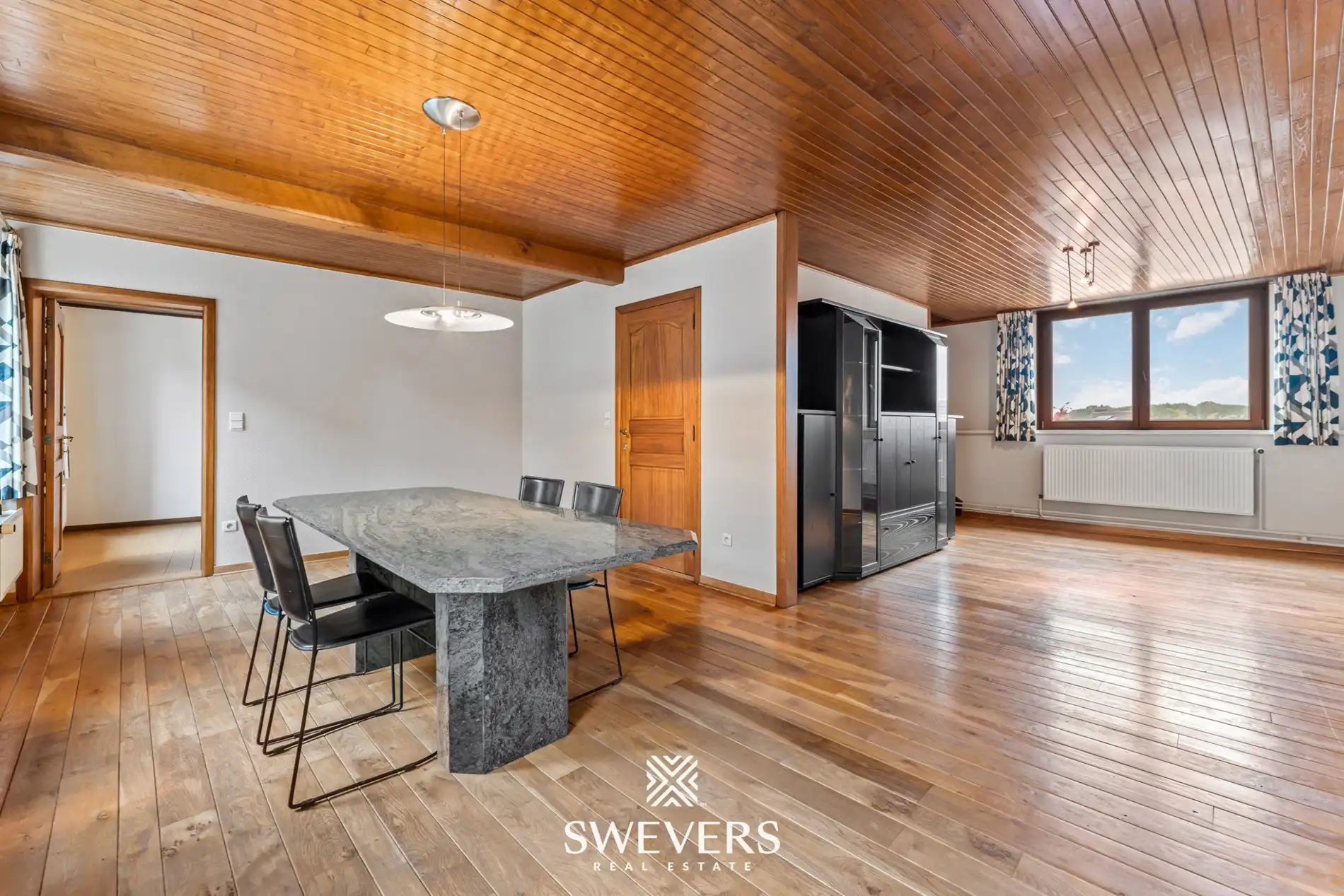 Instapklaar handelspand met woonst en tuin in Herk-de-Stad foto 11