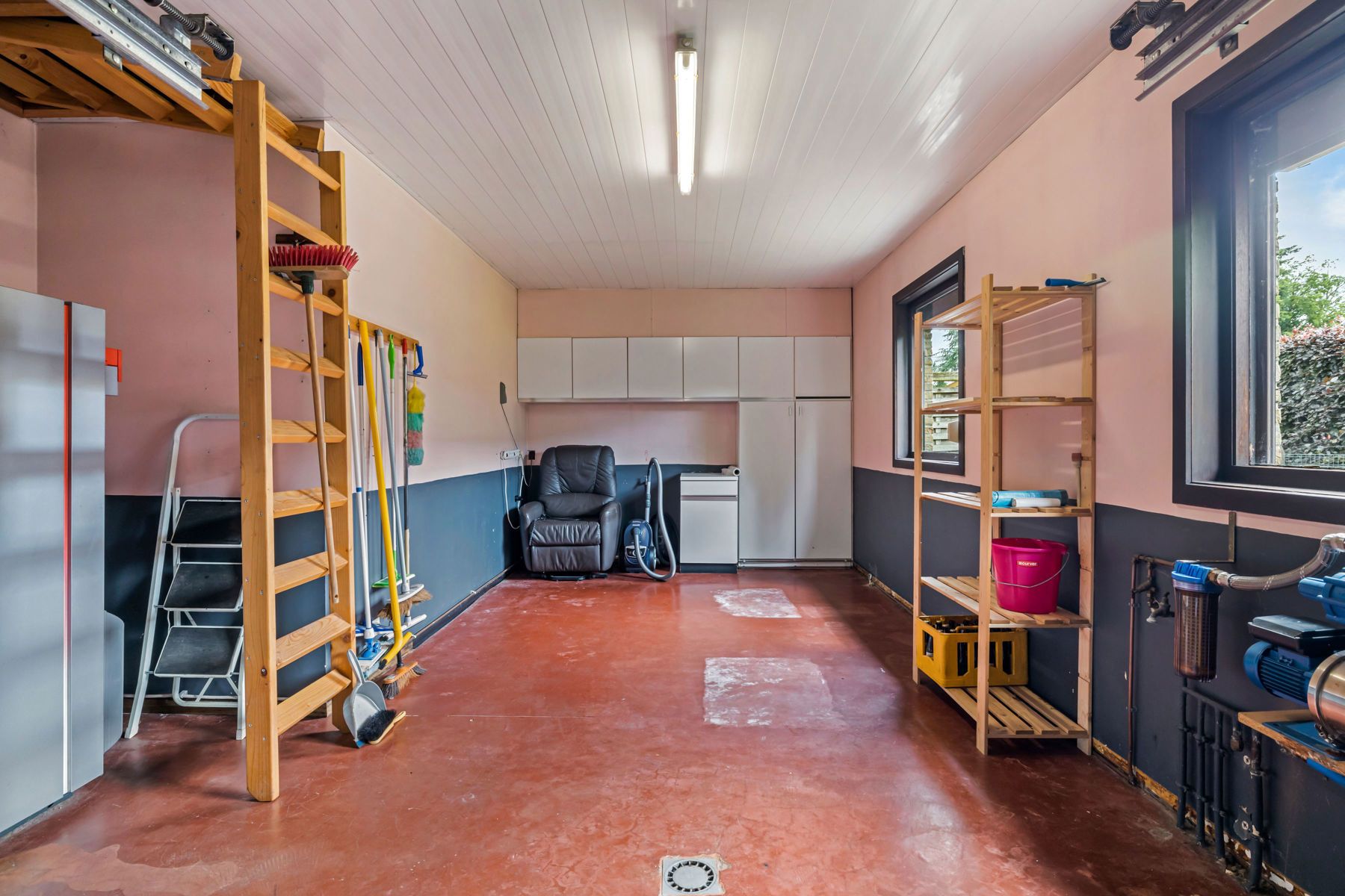 Sfeervolle bungalow met tuin en garage op rustige topligging foto 22