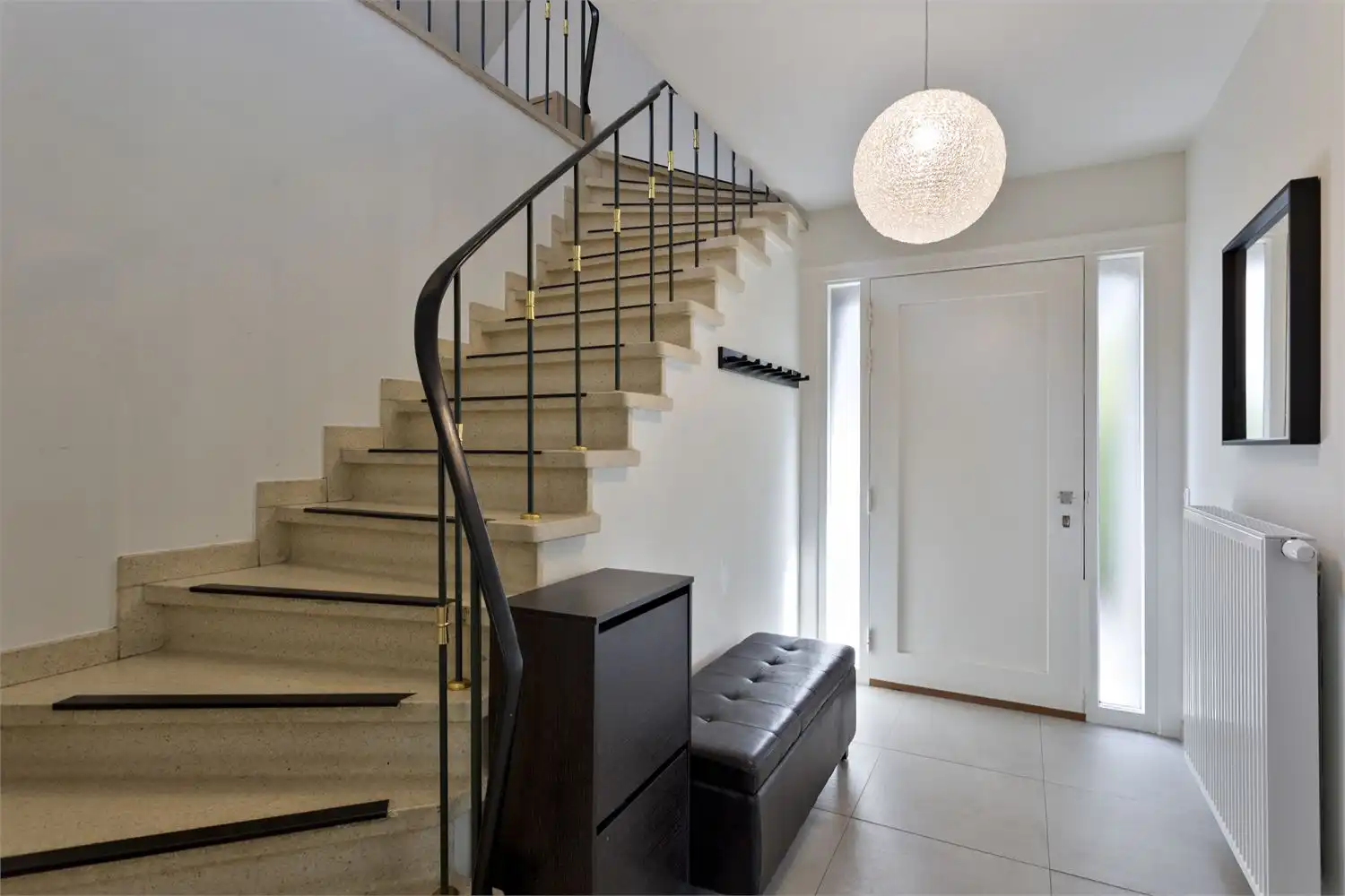 Lichtrijke villa met riante tuin foto 9