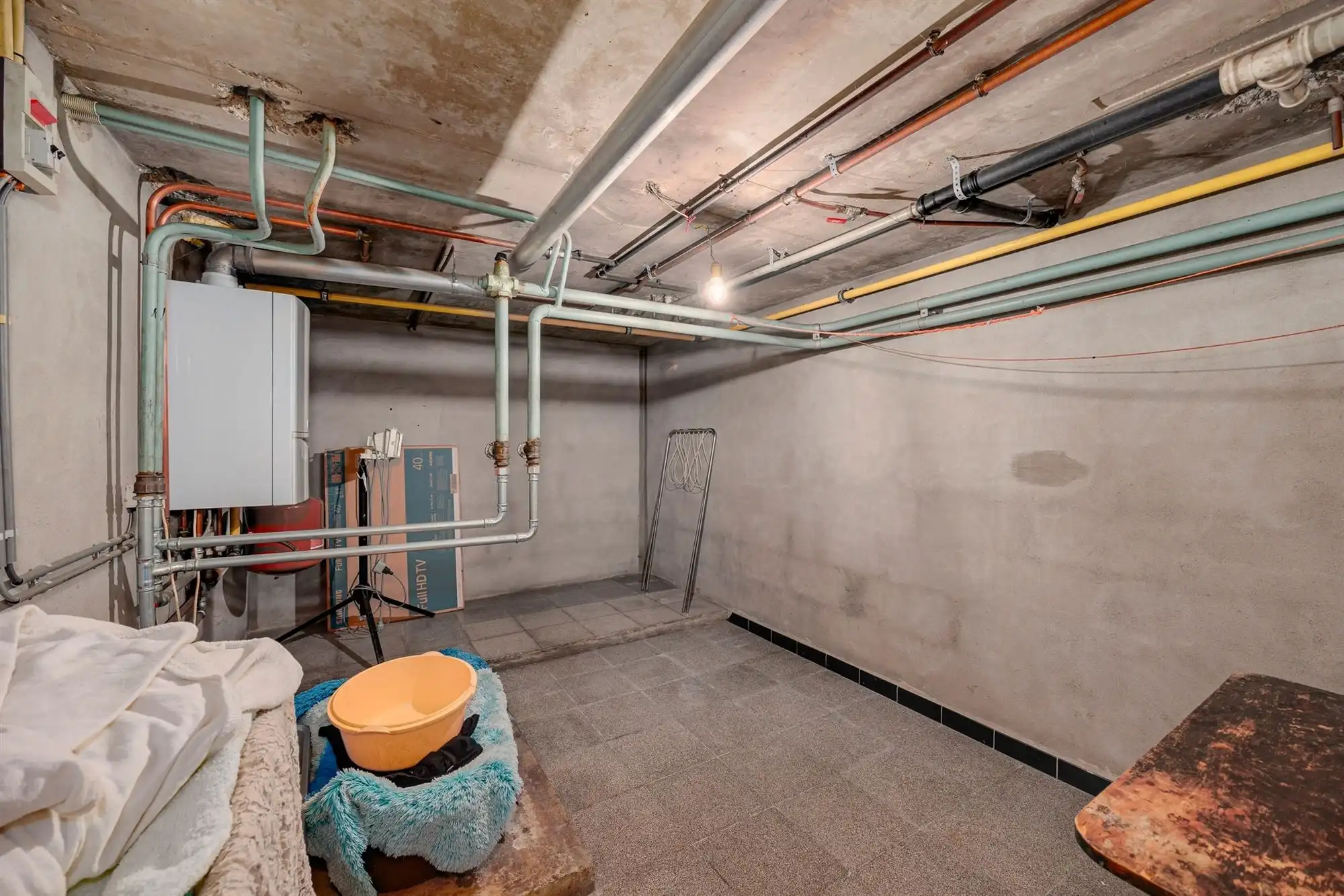 Ruime open bebouwing met 3 slaapkamers en veel potentieel foto 26