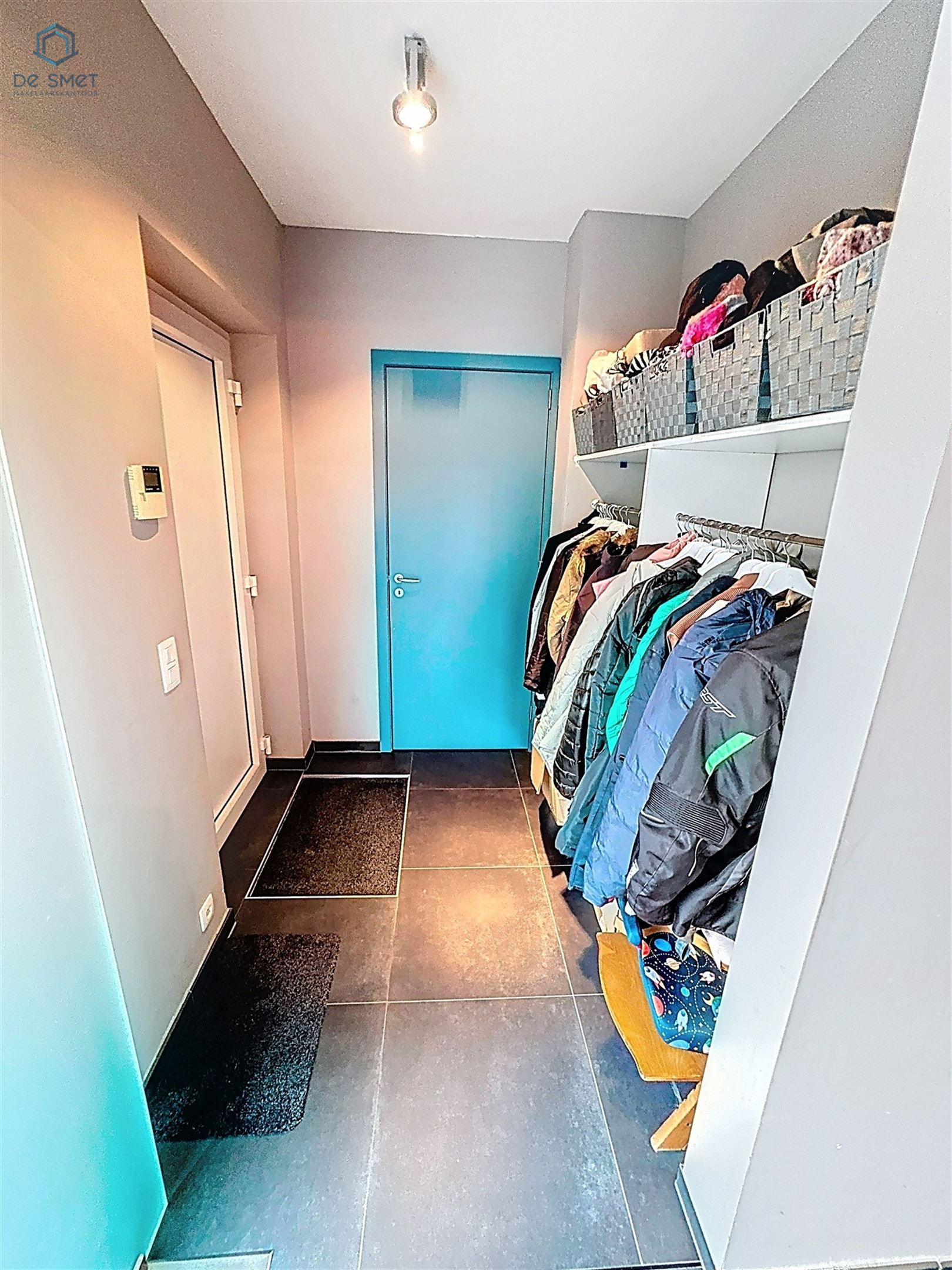 Instapklare moderne villa met 4 slaapkamers, zwembad en ruime tuin foto 8