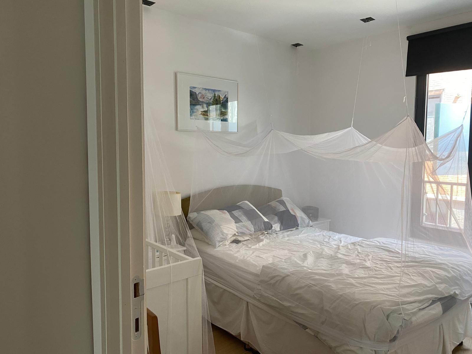 Modern 2-slaapkamer appartement met terras foto 5