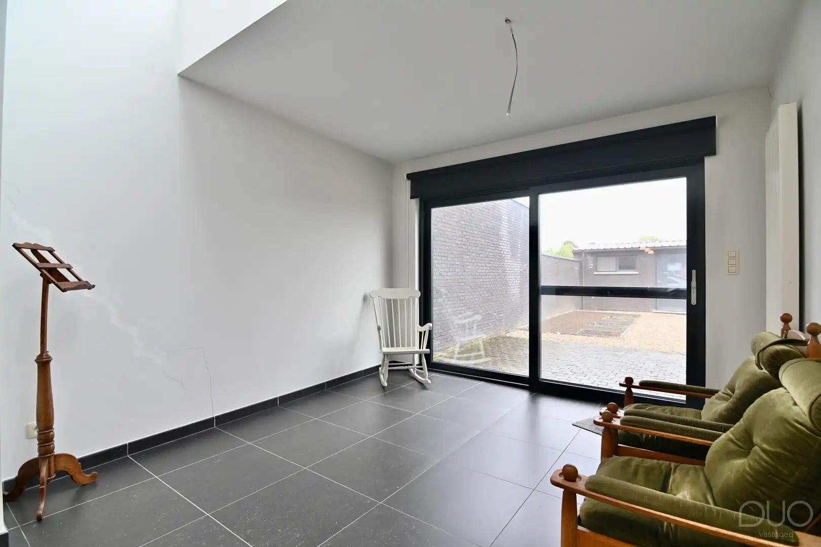 Moderne instapklare woning met twee slaapkamers, aparte werkruimte en tuintje in hartje Zoutleeuw foto 8