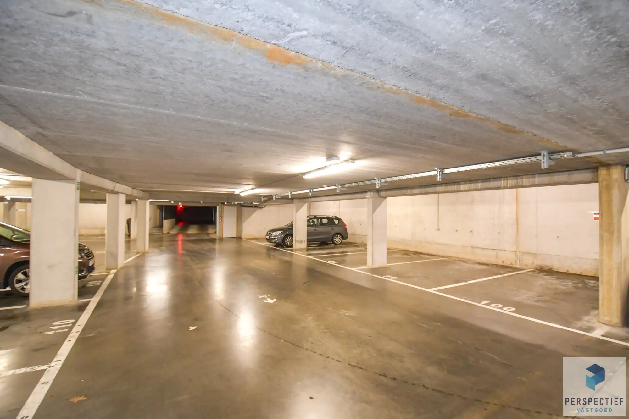 Centraal gelegen ruim&nbsp; appartement met 3 slpks en autostaanplaats foto 16