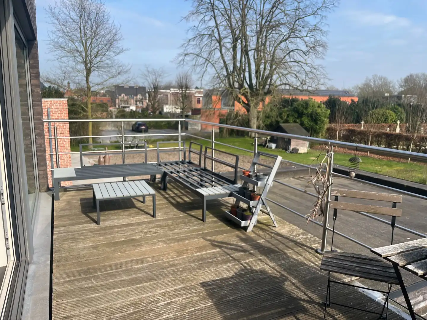 Ruim appartement op de eerste verdieping. foto 10