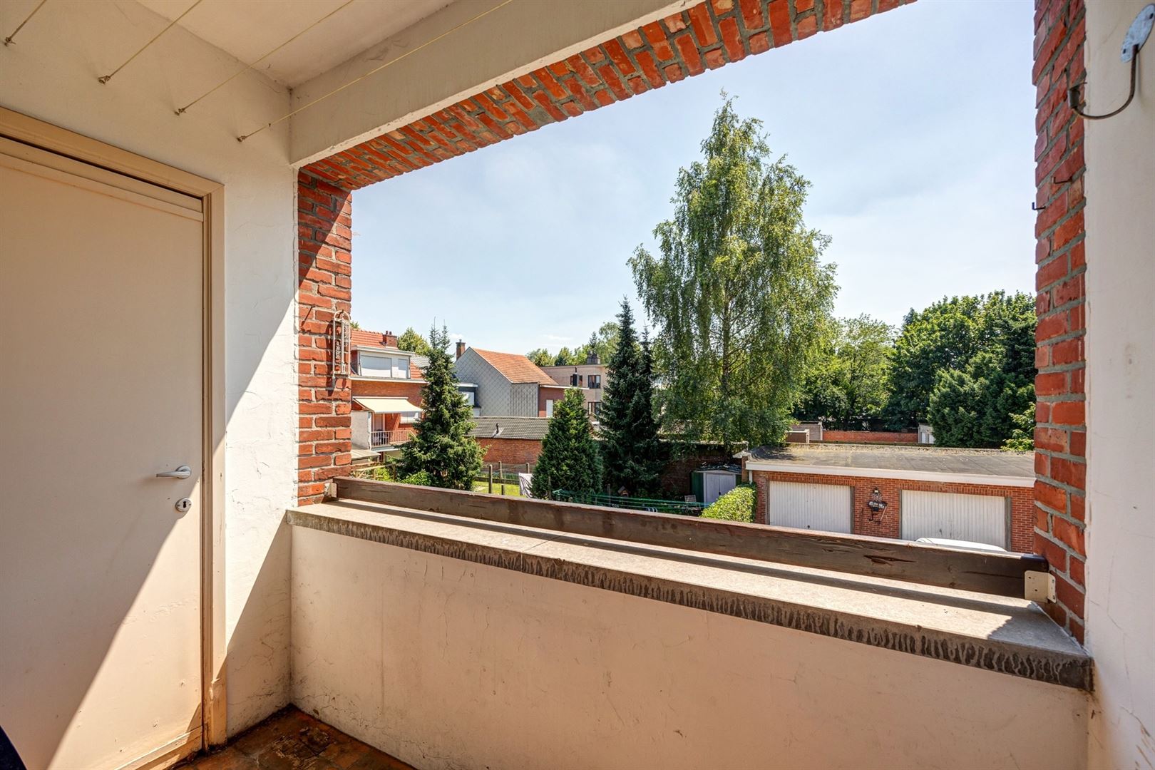 Lichtrijk appartement met twee slaapkamers en terras foto 15