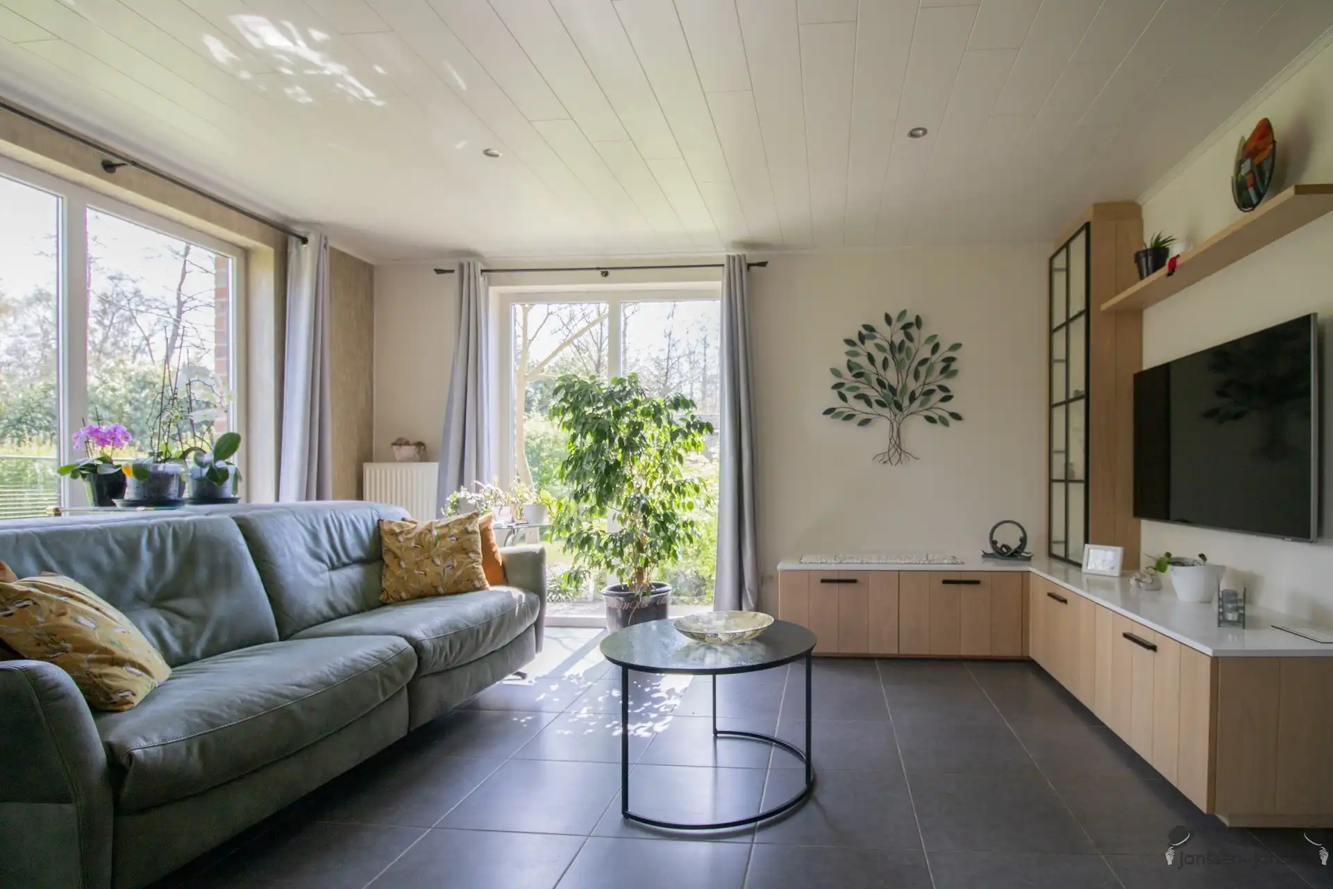 Chalet met 2 slaapkamers met unieke locatie op 2.373 m² foto 3