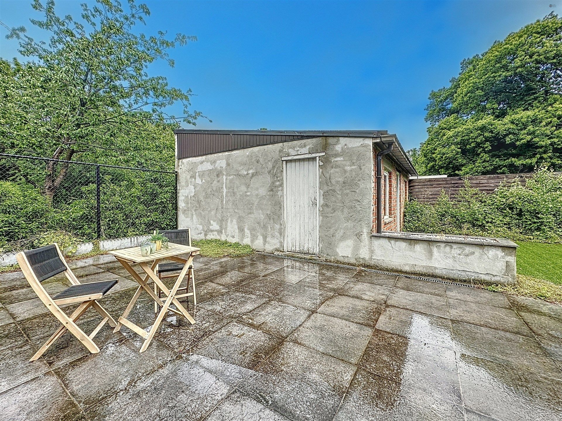 Ruime woning met 4 slp en bijgebouw (40m²) op perceel van 290m² foto 13