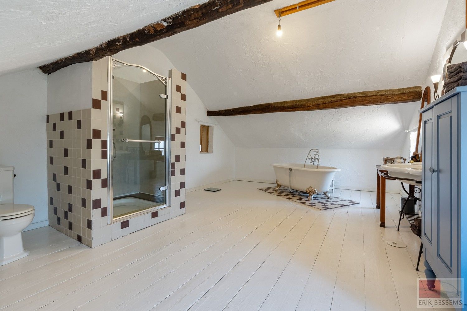Prachtige authentieke halfvrijstaande woning uit 1800, gelegen op een perceel van 325 m² in het idyllische Teuven. foto 22
