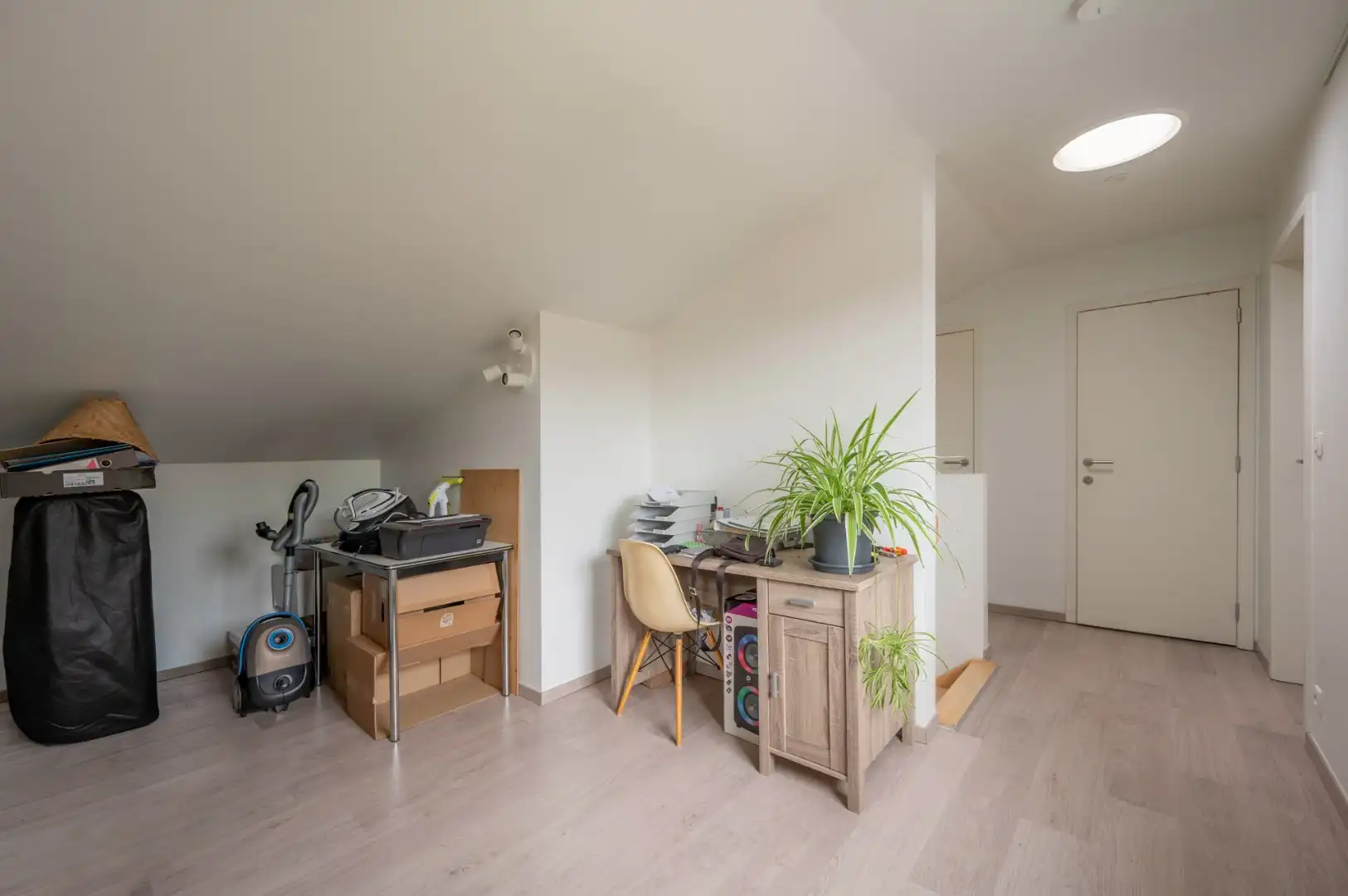 Instapklaar duplex appartement met ruim zonneterras op topligging in Brugge! foto 8