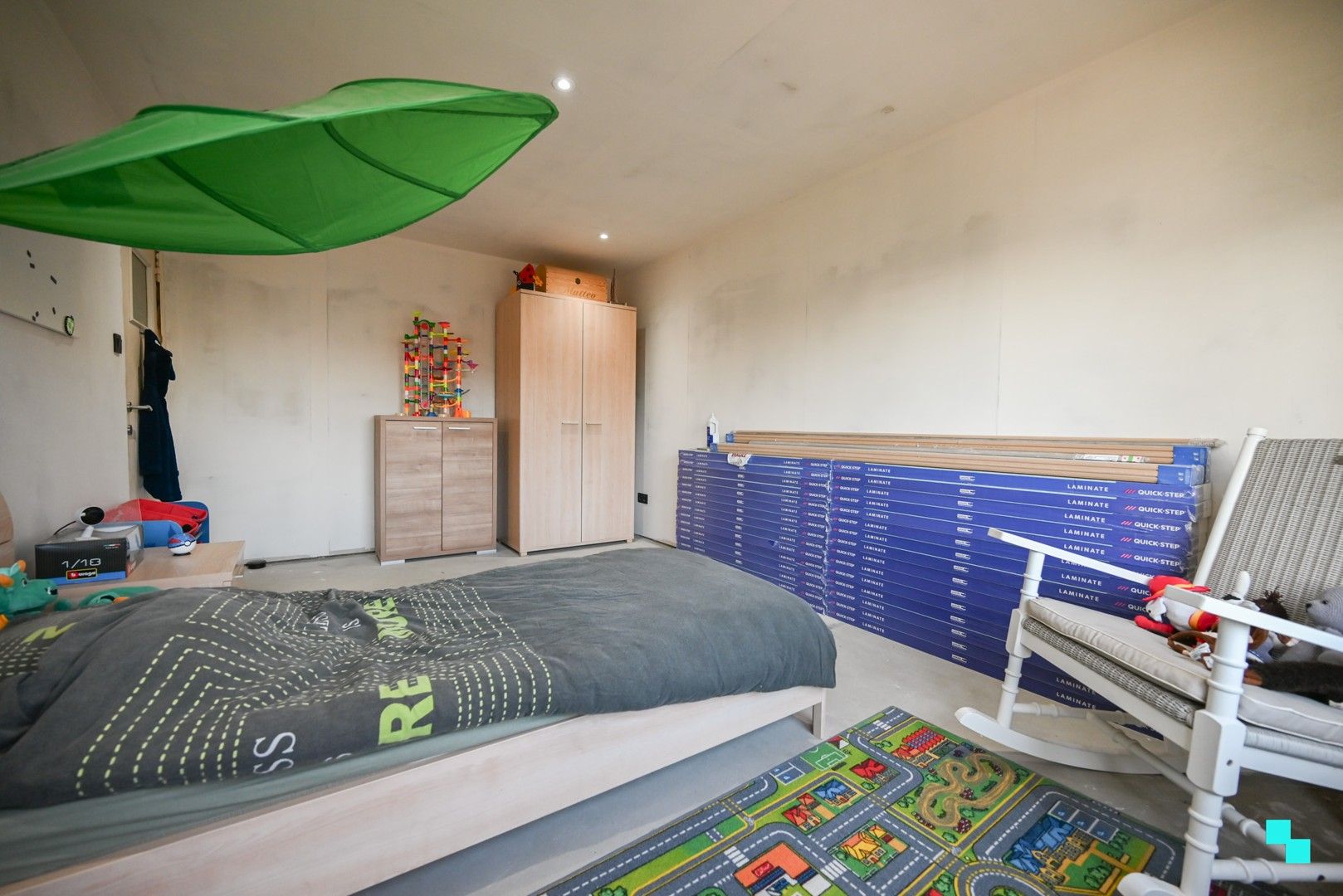 Eéngezinswoning met drie slaapkamers en garage te Izegem foto 24