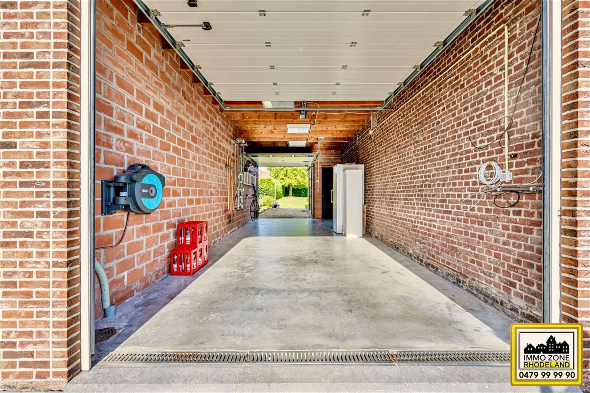 Knappe halfopen woning met 3 slpks, garage en tuin foto 19