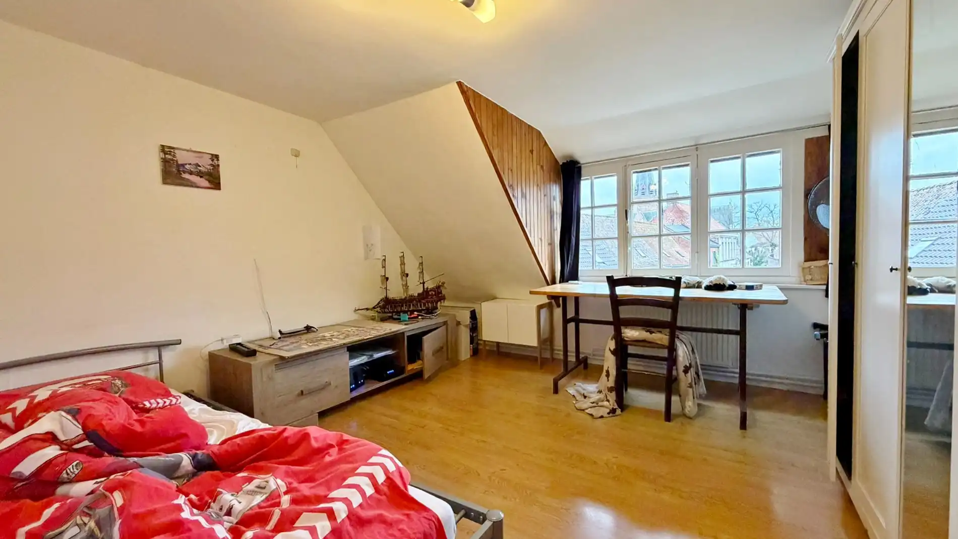 Unieke kans: Instapklaar restaurant met woonst in hartje Watou foto 14