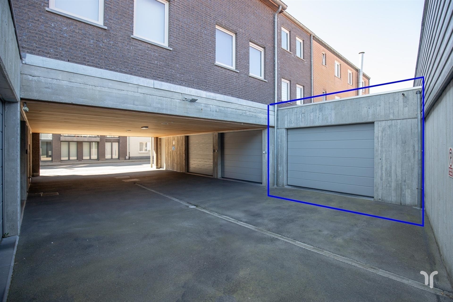 Ruim duplexappartement met 3 slaapkamers en 2 badkamers. foto 14