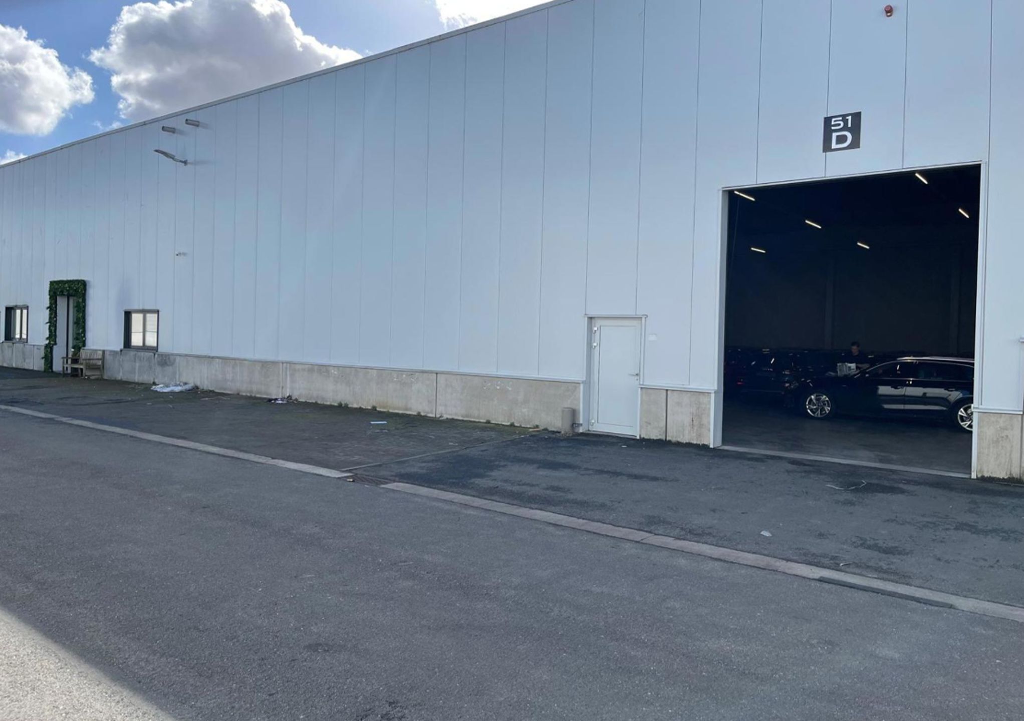 KMO-unit van 526m² in de IZ 'Terbekehof' te Wilrijk nabij de A12 foto 2