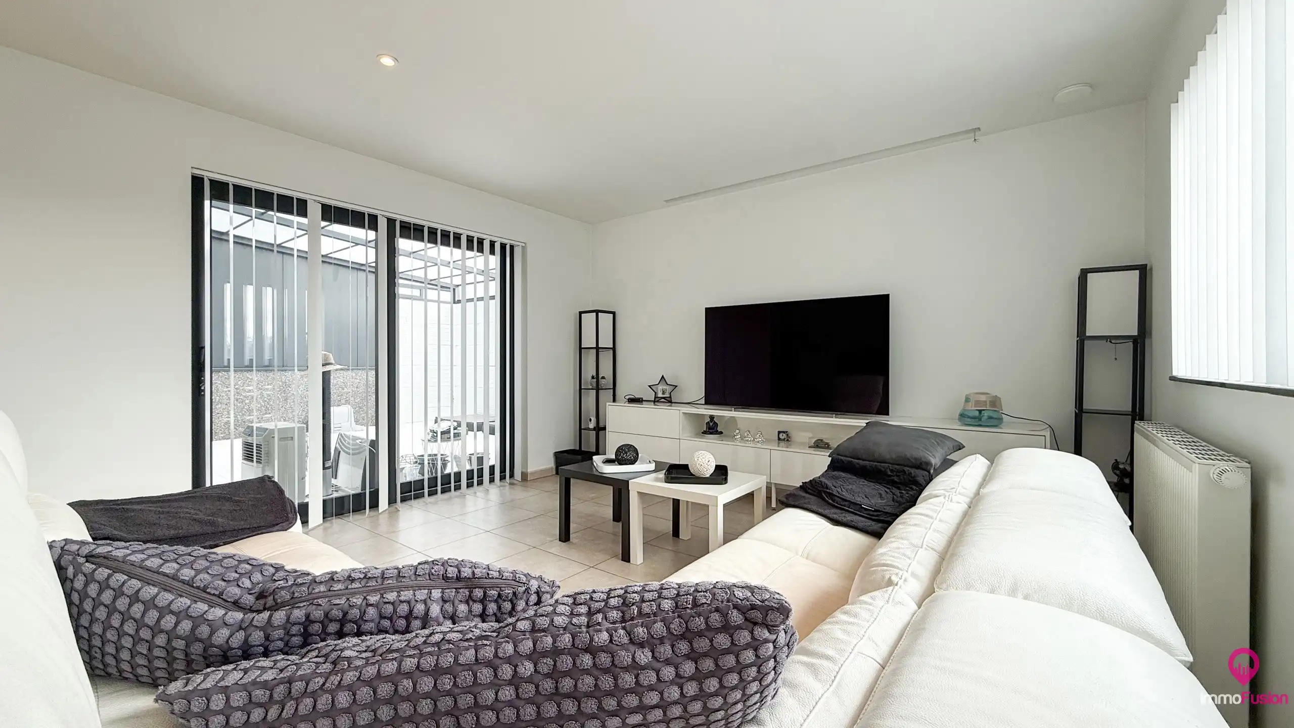 Veelzijdig industrieel pand met ruime woonst en zonnepanelen foto 38