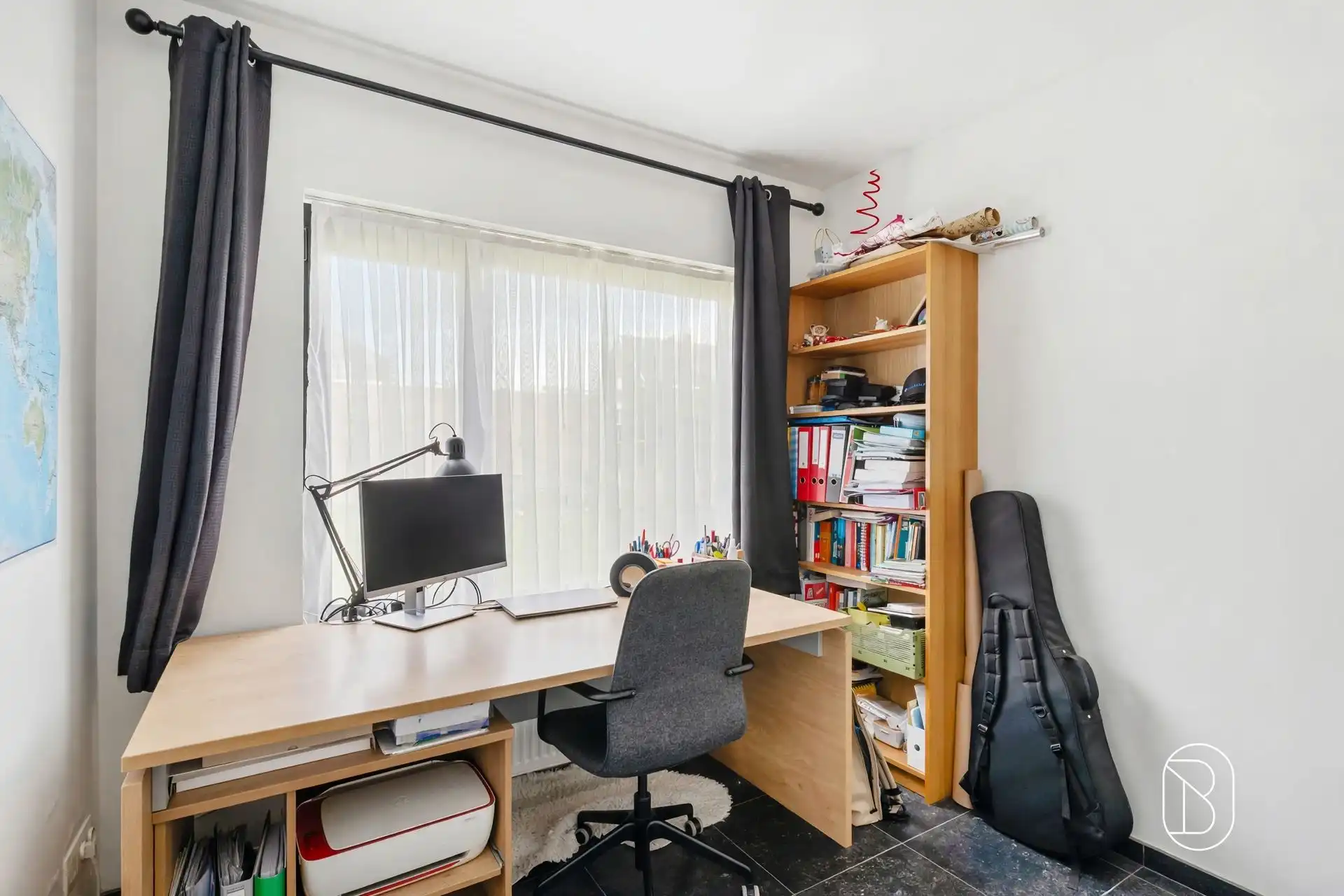 Topgelegen gelijkvloers appartement met 2 slk, tuin + aparte garagebox foto 10