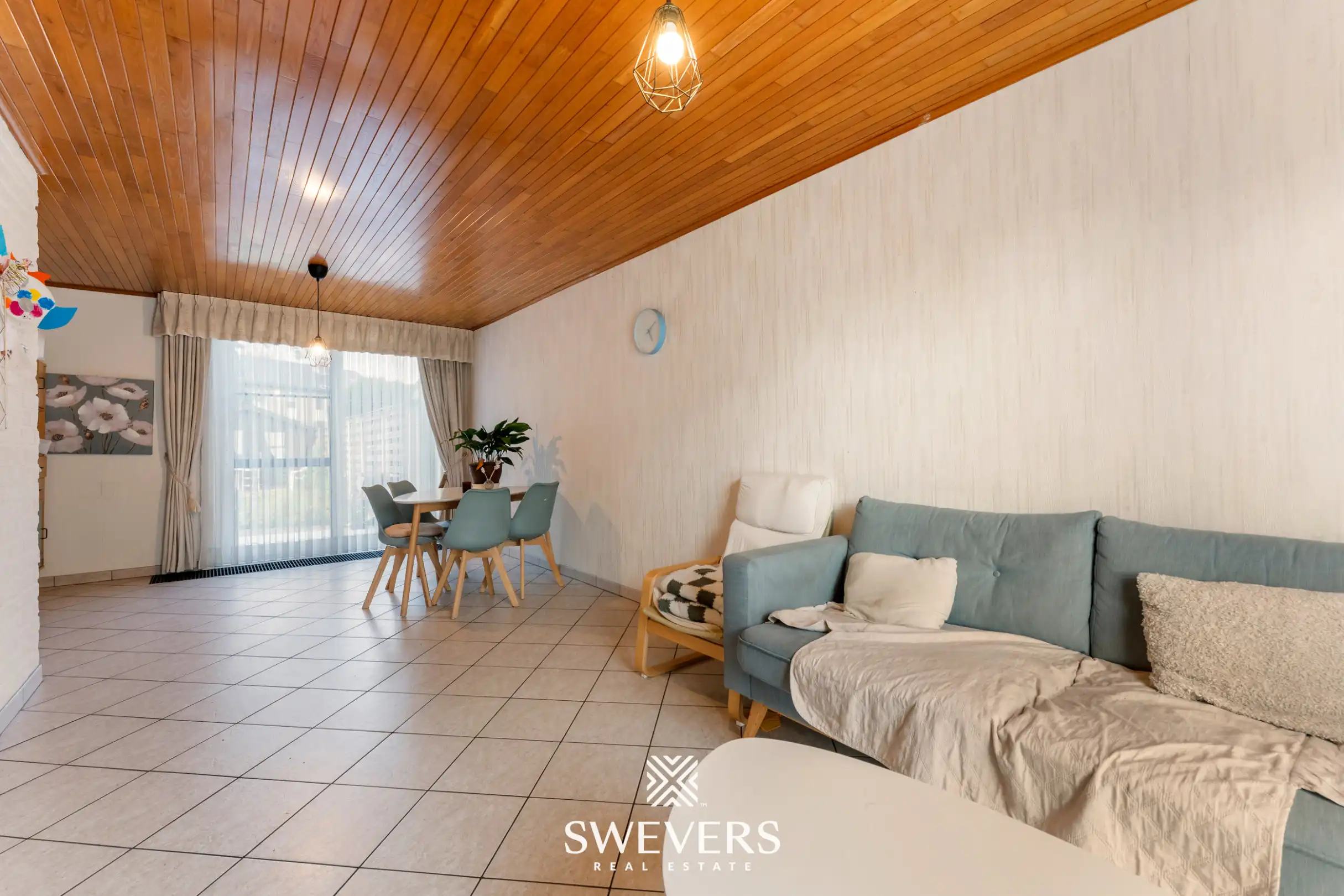 Op te frissen rijwoning op toplocatie foto 11