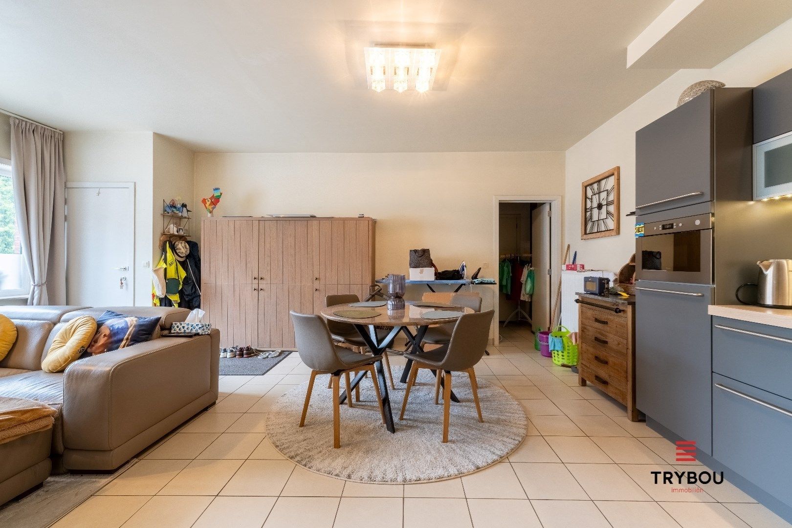 Ruim, instapklaar appartement met garage te koop in Langemark-Poelkapelle foto 7