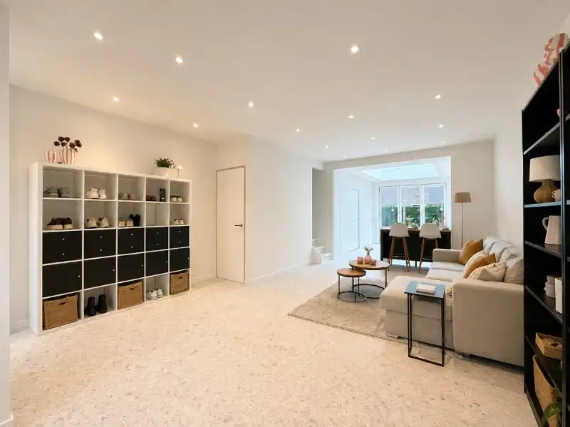 Totaal gerenoveerde woning met zonnig terras nabij UZ Gent foto 3