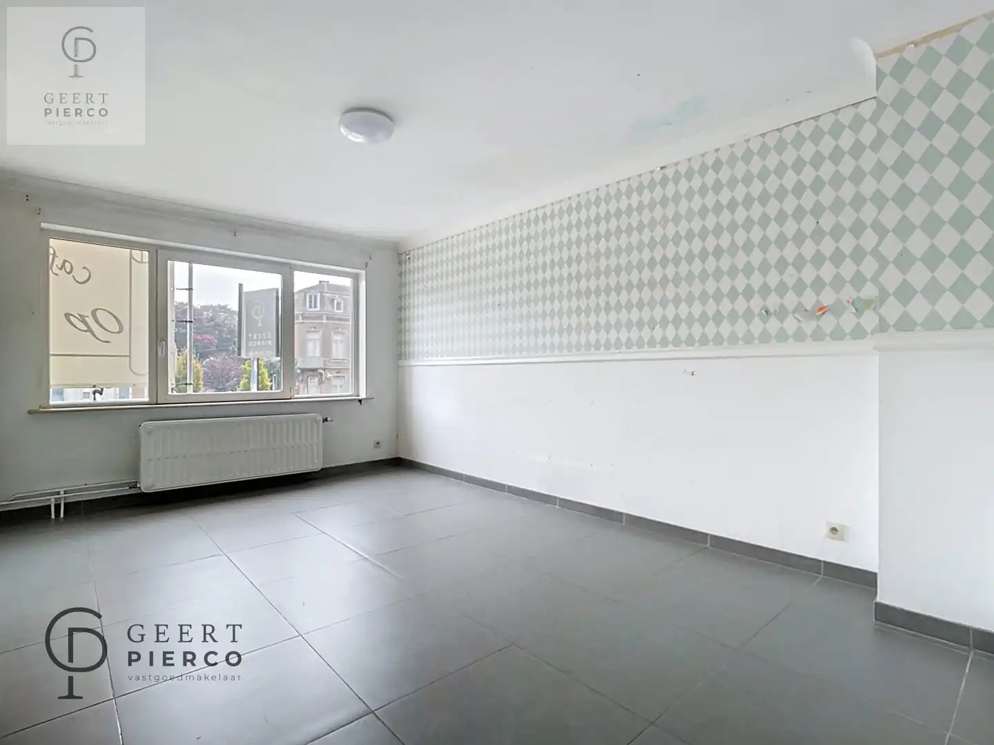 Handelszaak met woonst foto 24