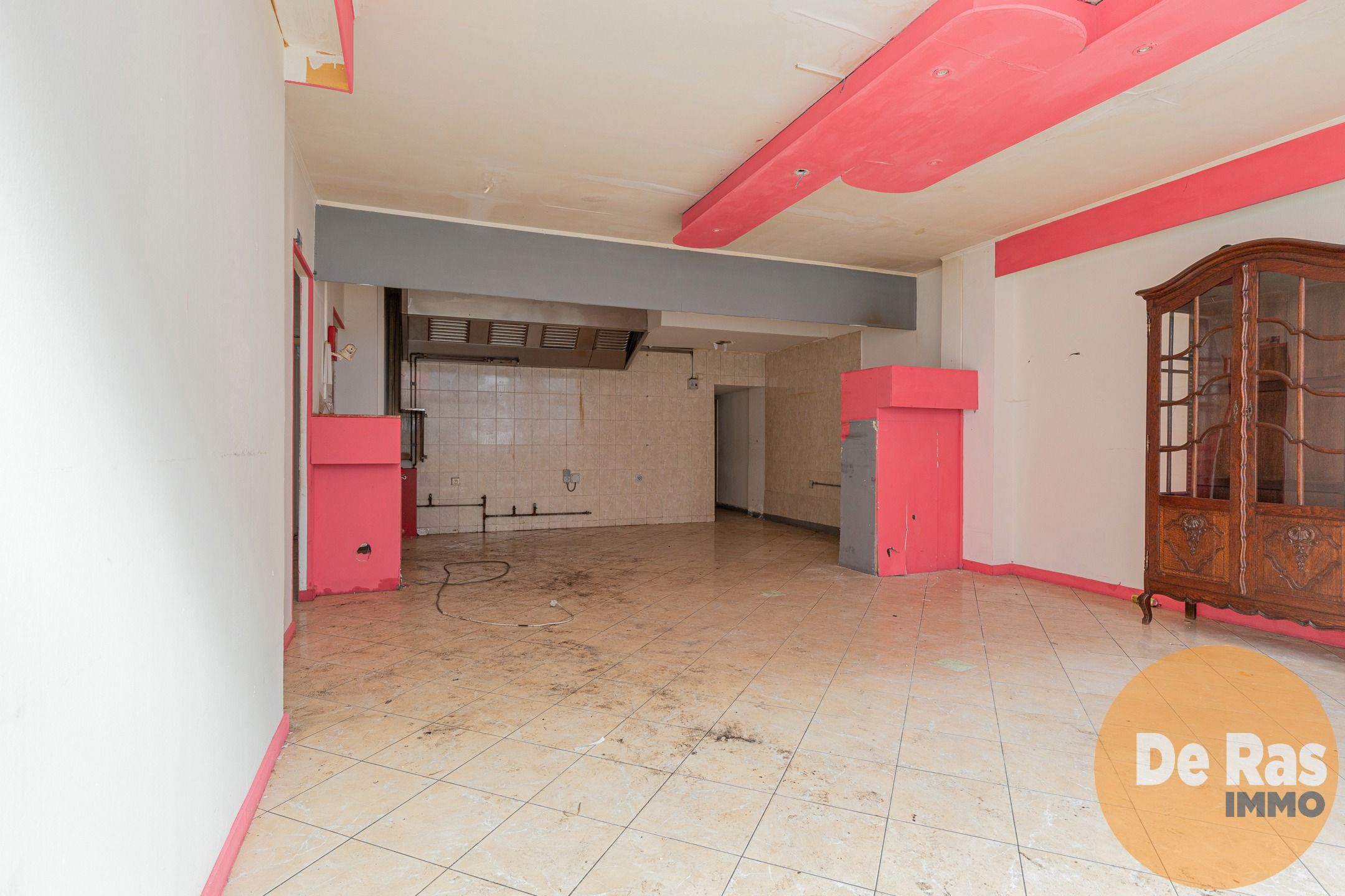 WETTEREN - Voormalig handelspand met 4 slaapkamers foto 3