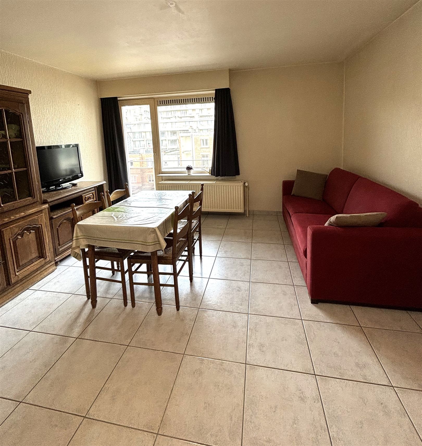 Gemeubelde studio Te Huur  foto 2