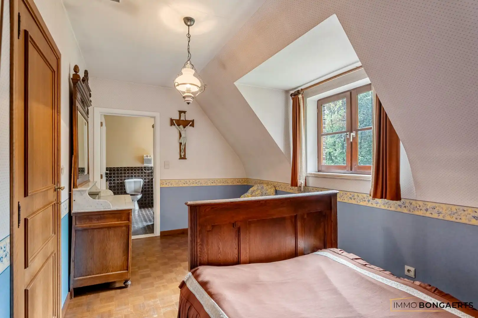 Prachtige villa met praktijkruimte en royale tuin in Houthalen-Oost foto 29