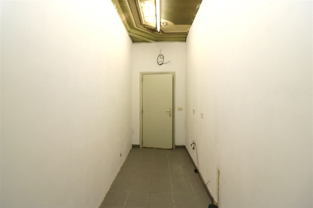 Winkel-of kantoorruimte nabij de Grote Markt foto 26