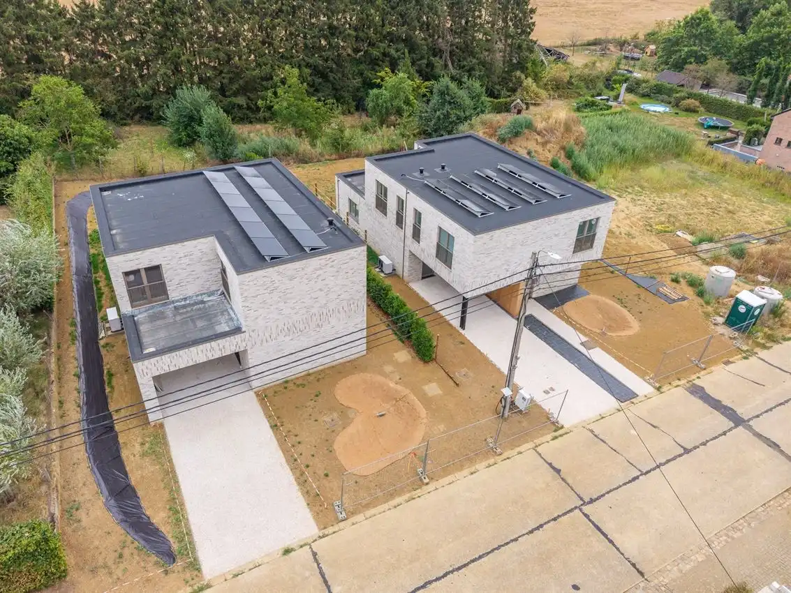 Instapklare nieuwbouwwoning met 4 slaapkamers, 2 badkamers en E-peil 9 foto 58