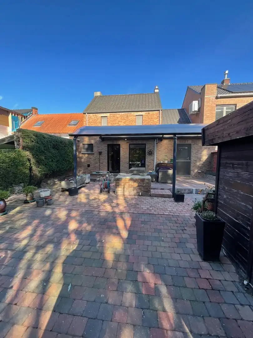 Landelijk gelegen woning met garage foto 15