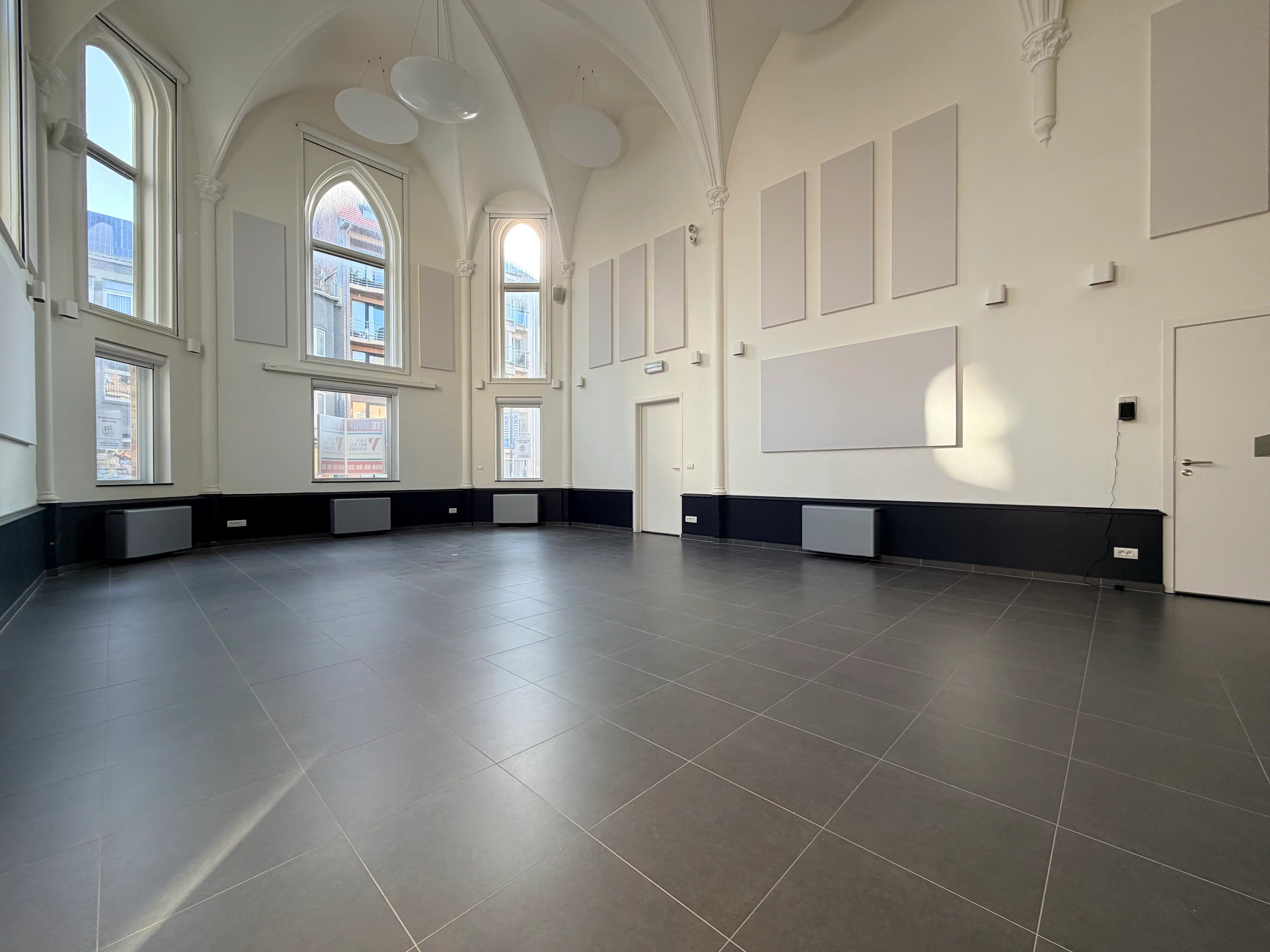 Instapklaar handelsgelijkvloers 250 m² Middelkerke foto 5
