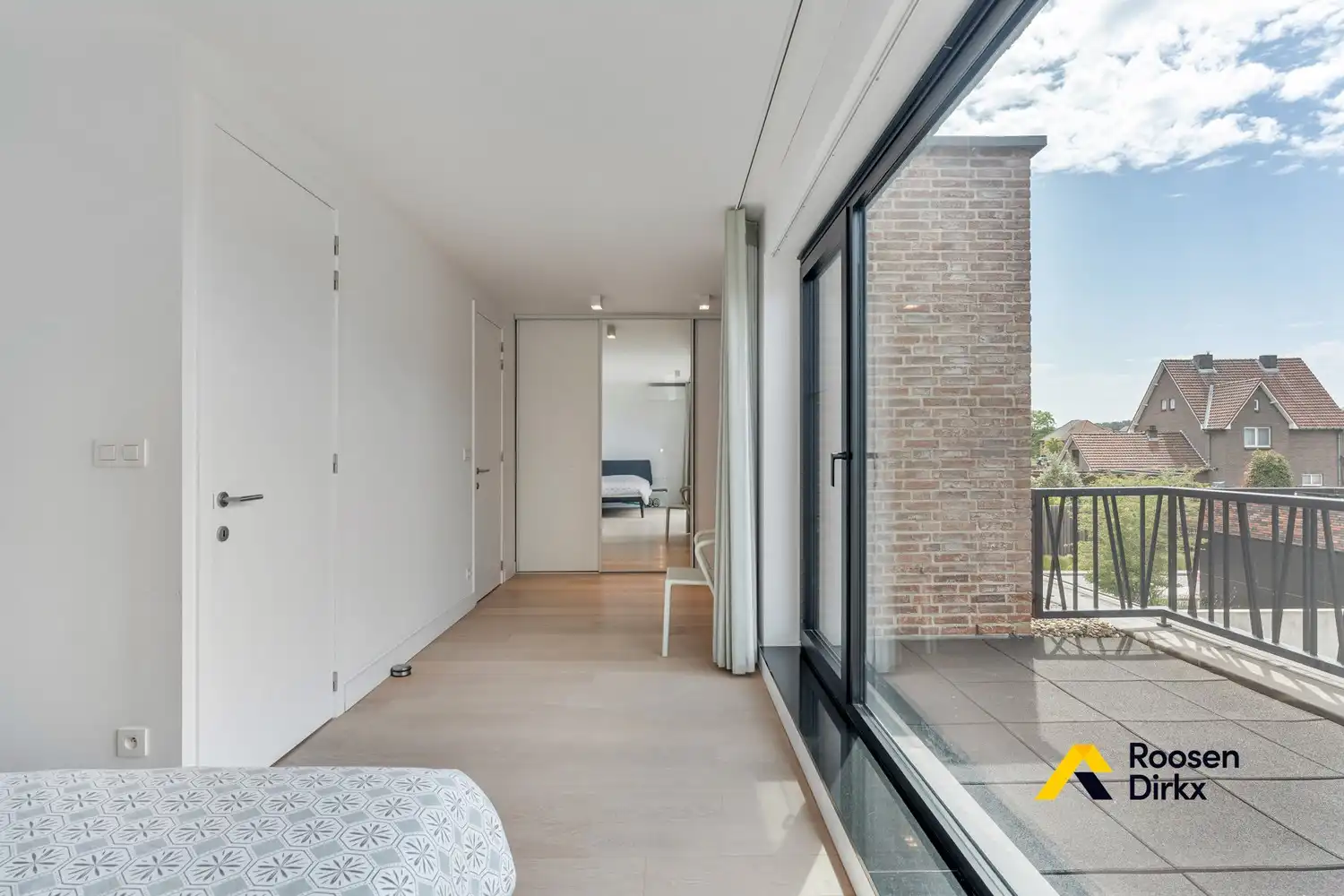 Luxueuze gezinswoning met 3 slaapkamers en 2 badkamers op toplocatie foto 19