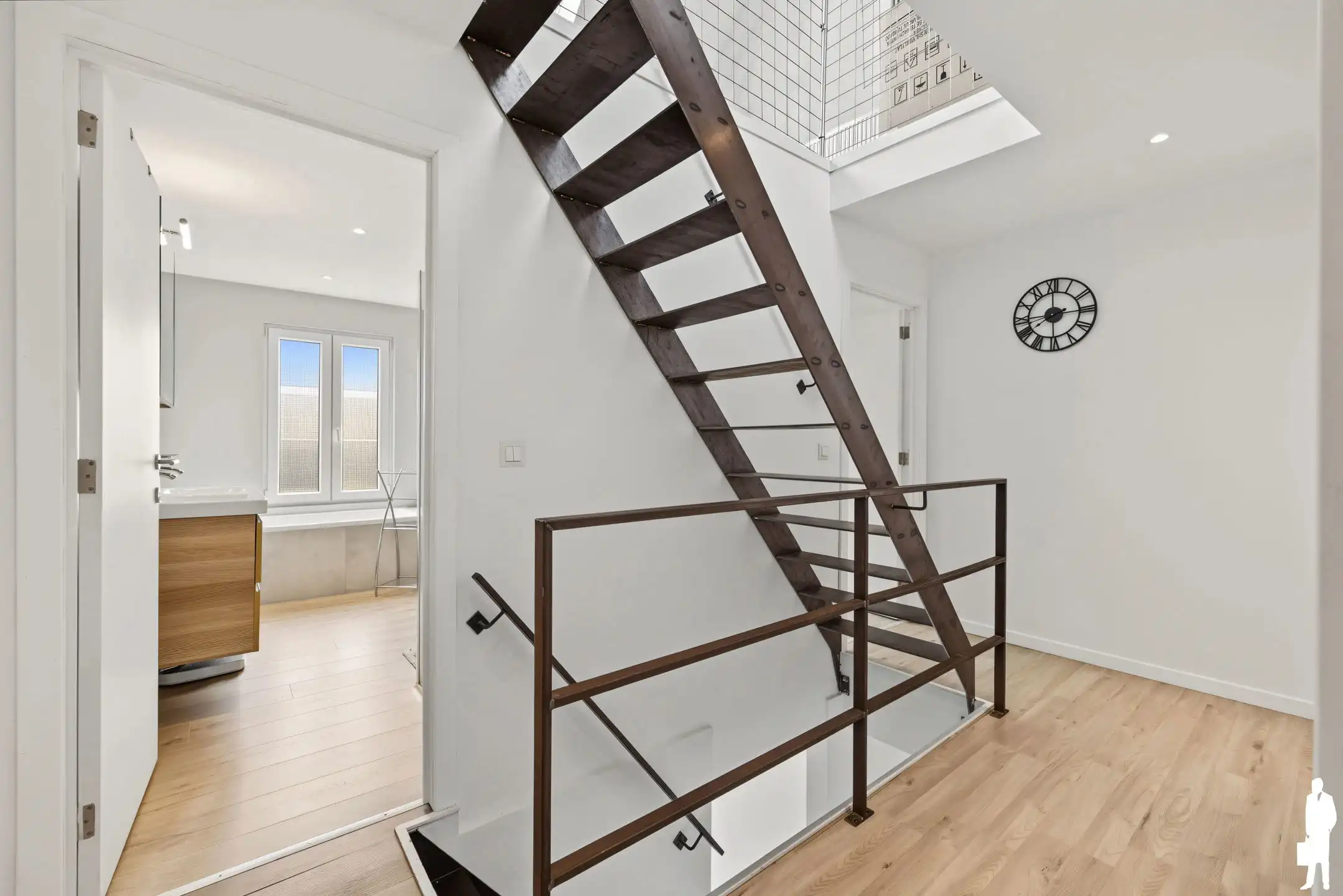 Energiezuinige gerenoveerde woning met 3 slpk en tuin foto 9