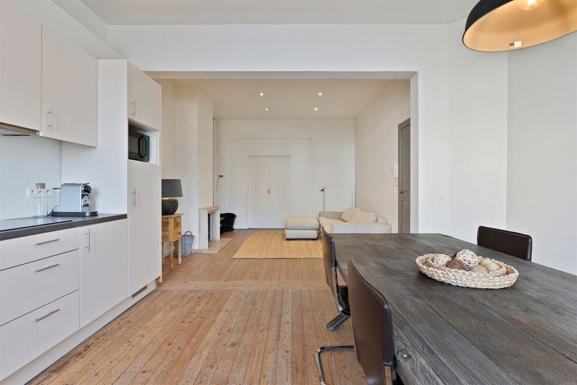 Karaktervolle woning met twee aparte woonunits foto 7