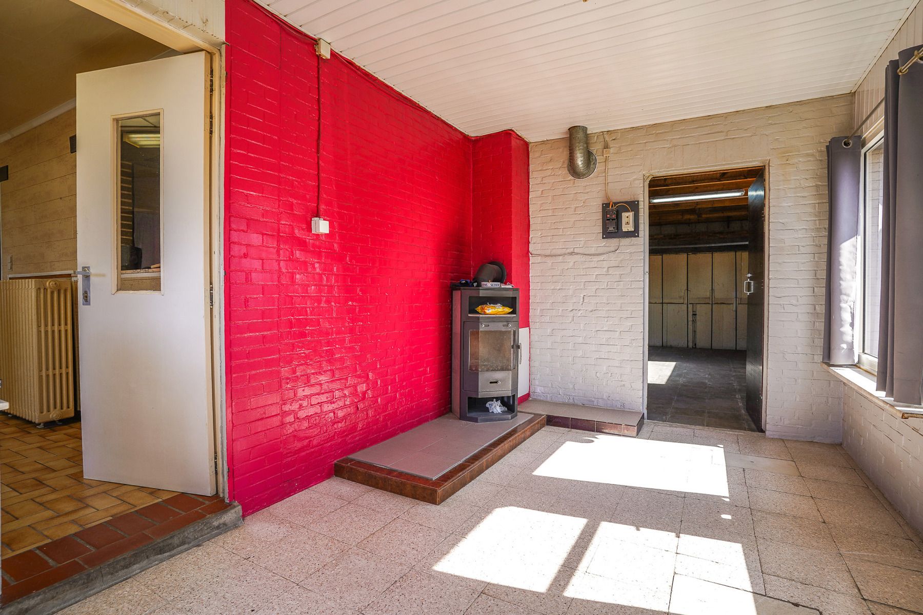 Rustig gelegen, te renoveren half open bebouwing in Tisselt. foto 12