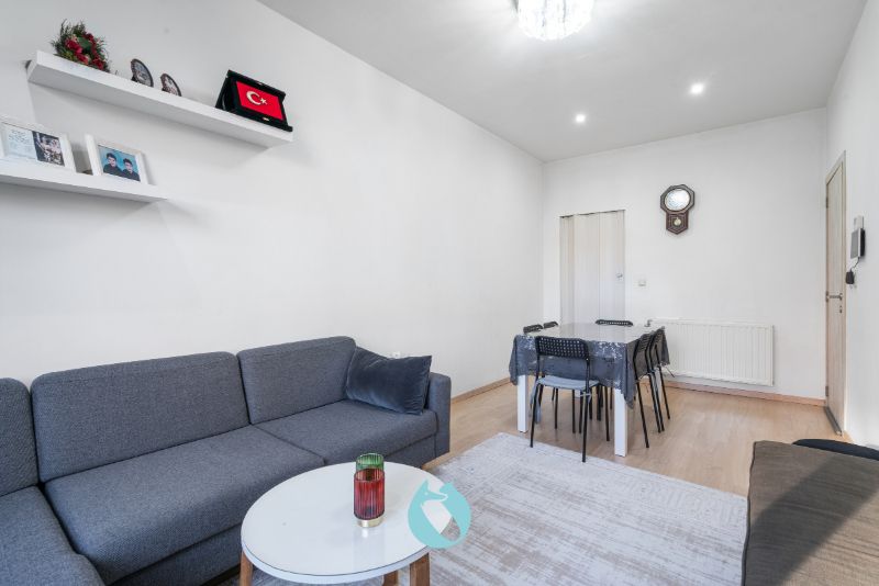 Woning met handels- of praktijkruimte foto 4