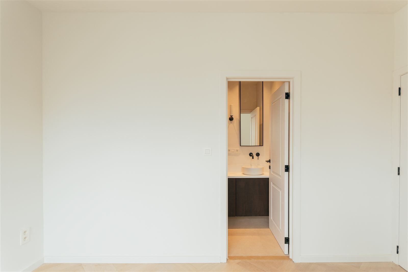 PULHOF: hoogstaand afgwerkt 1 slpk appt. met dak terras  foto 6