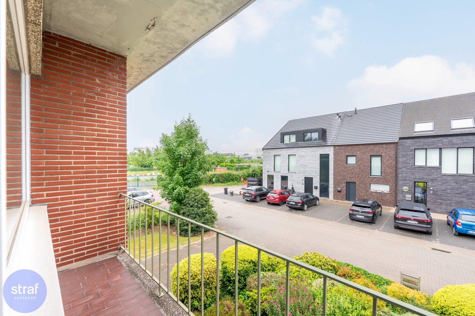 Halfopen bebouwing met groot potentieel in het groen foto 13
