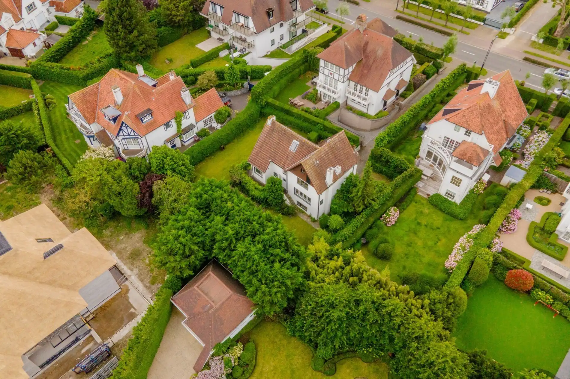 Vrijstaande villa op toplocatie in het Zoute foto 9