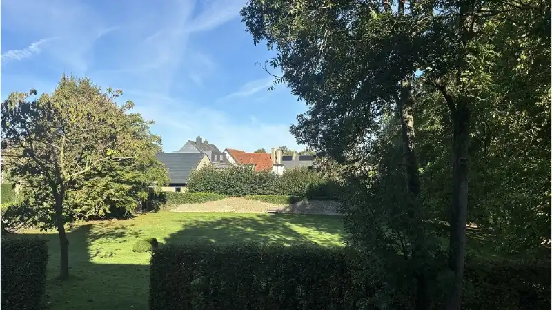 Instapklare Serviceflat te koop in residentie Ter Walle in Brugge foto 12